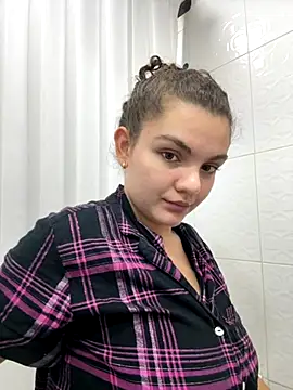 Snapshot of eva_y_marcelo chatting on November 2025 11:04:02 AM eva y marcelo online show from November 2025 11:04:02 AM