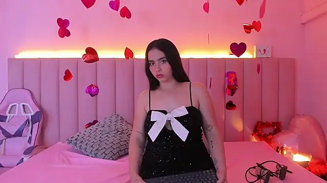 SophieRoyals online show from February 2025 01:08:01 PM