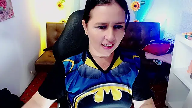 victoria jones online show from March 2025 01:40:02 PM