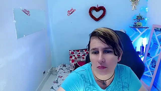 victoria jones online show from February 2026 02:34:01 PM