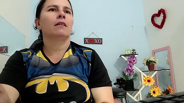 victoria jones online show from September 2025 07:53:01 PM