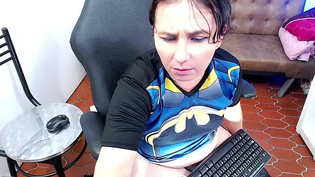 victoria jones online show from March 2025 04:43:02 PM