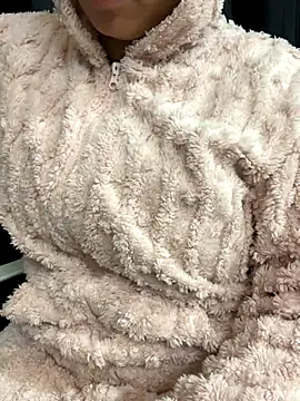 Diya Chopra online show from December 2025 03:29:02 AM