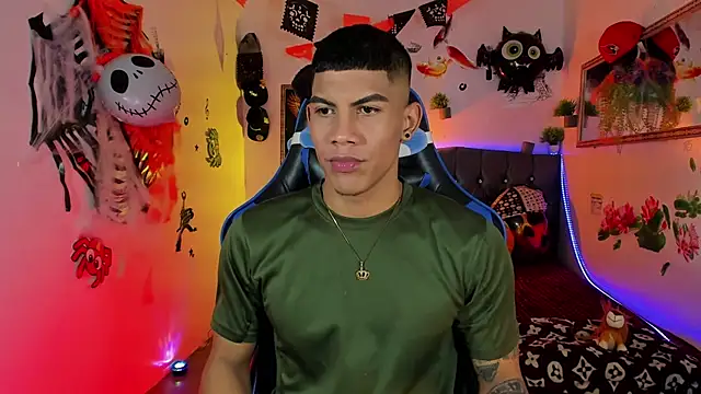 Damian latinxxx online show from October 2025 03:18:02 AM