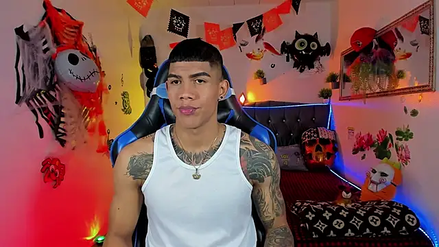 Damian latinxxx online show from October 2025 03:16:02 AM