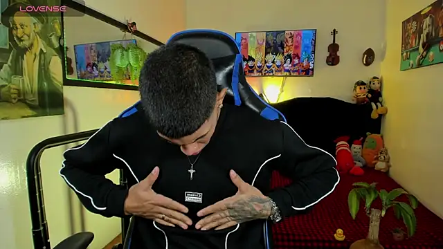 Damian latinxxx online show from May 2026 12:27:02 AM