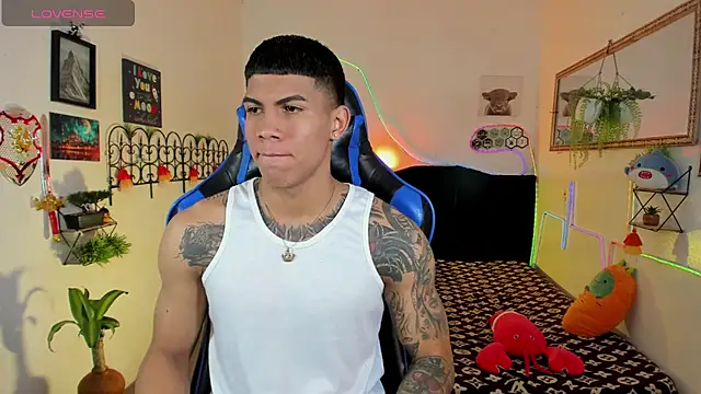 Damian latinxxx online show from February 2026 03:17:02 AM