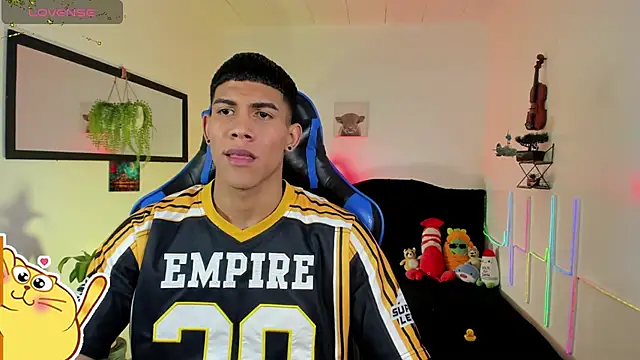 Damian latinxxx online show from March 2026 05:08:02 AM