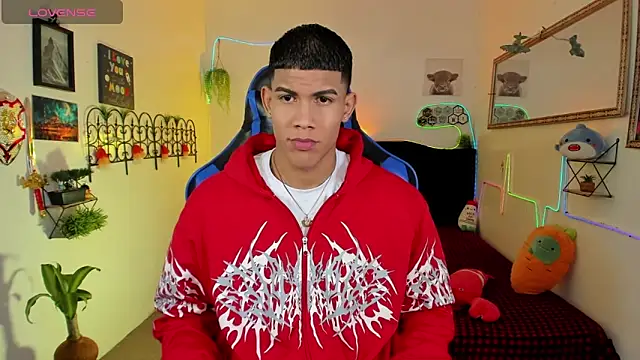 Damian latinxxx online show from February 2026 03:17:01 AM