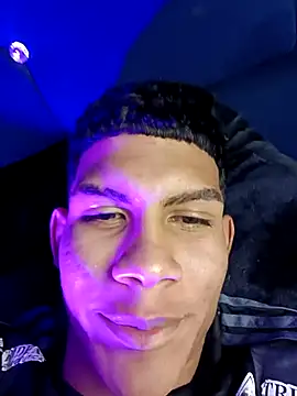 Damian latinxxx online show from February 2025 11:01:02 AM