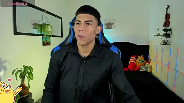 Damian latinxxx online show from February 2026 12:10:02 AM