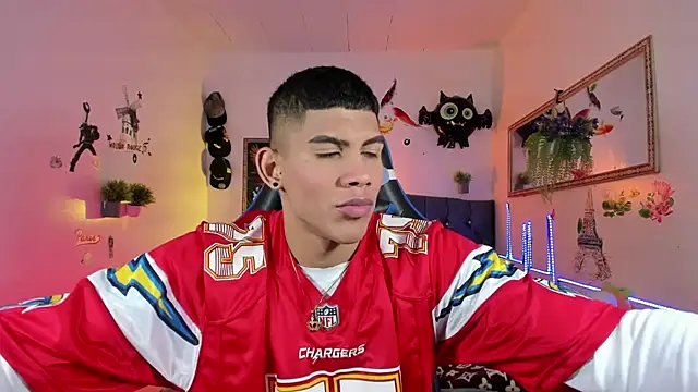 Damian latinxxx online show from November 2025 03:13:02 AM