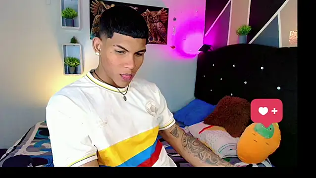 Damian latinxxx online show from March 2025 06:05:02 AM