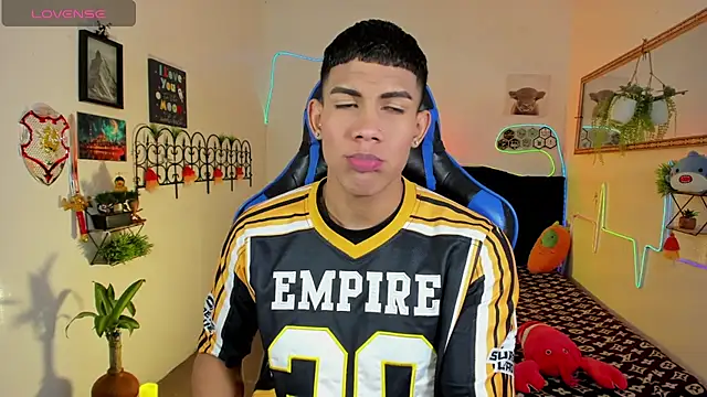 Damian latinxxx online show from February 2026 03:04:02 AM