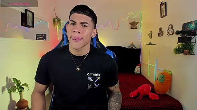 Damian latinxxx online show from February 2026 03:17:02 AM