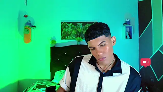 Damian latinxxx online show from March 2025 12:20:01 PM
