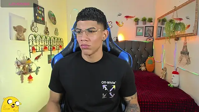 Damian latinxxx online show from January 2026 03:02:01 AM