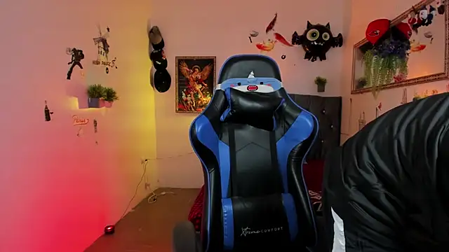 Damian latinxxx online show from November 2025 03:12:02 AM