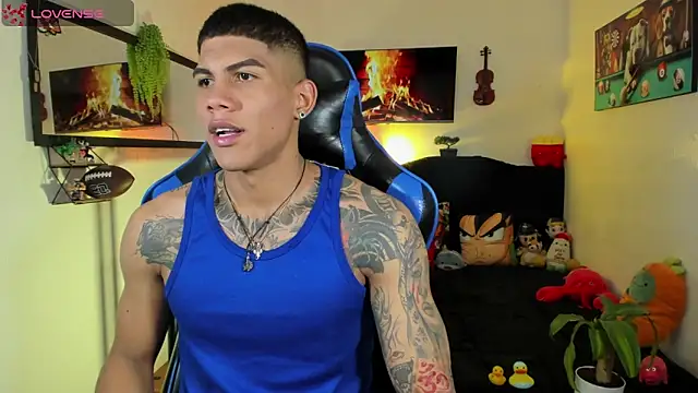 Damian latinxxx online show from May 2026 03:15:01 AM