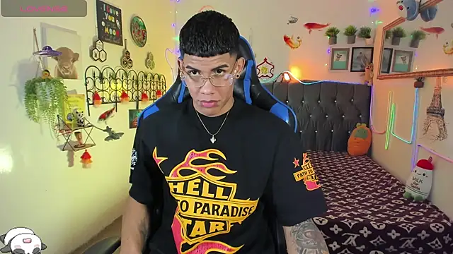 Damian latinxxx online show from January 2026 03:10:02 AM