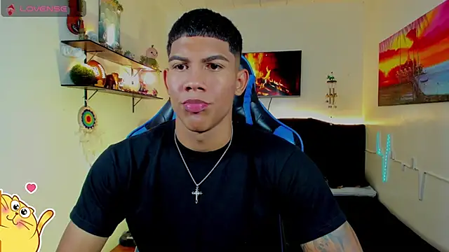 Snapshot of Damian_latinxxx chatting on June 2026 03:12:02 AM Damian latinxxx online show from June 2026 03:12:02 AM