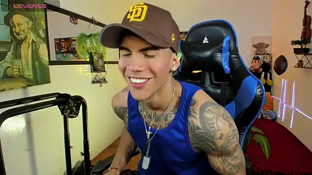 Damian latinxxx online show from April 2026 12:12:01 AM