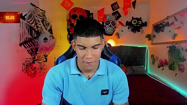 Damian latinxxx online show from October 2025 03:07:01 AM