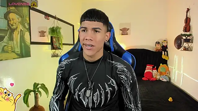 Damian latinxxx online show from March 2026 03:07:01 AM