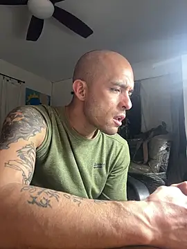 JohnnyDeep187 online show from December 2025 06:16:02 AM