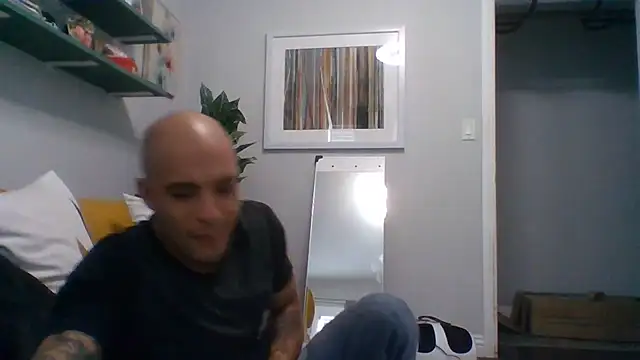 JohnnyDeep187 online show from May 2026 04:50:02 PM