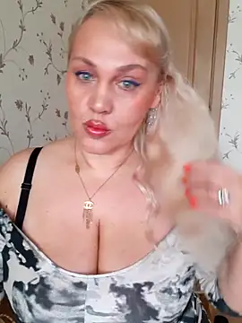 IsabellaBoni online show from February 2026 07:20:02 AM