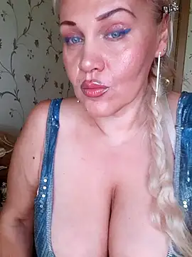 IsabellaBoni online show from September 2025 06:17:01 AM