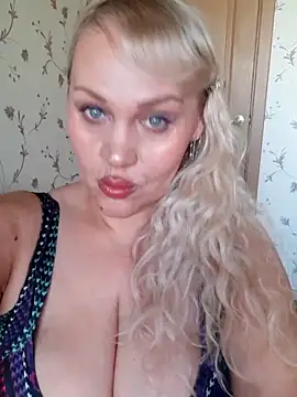 IsabellaBoni online show from April 2026 06:42:01 AM