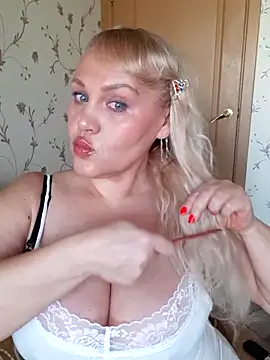 IsabellaBoni online show from April 2026 06:31:02 AM