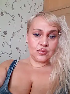 IsabellaBoni online show from February 2026 07:39:01 AM