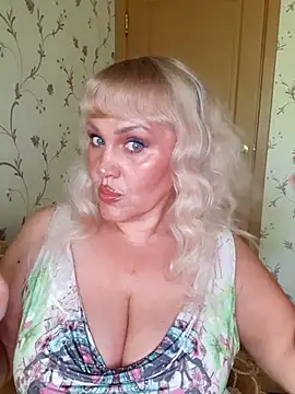 IsabellaBoni online show from July 2026 07:07:01 AM