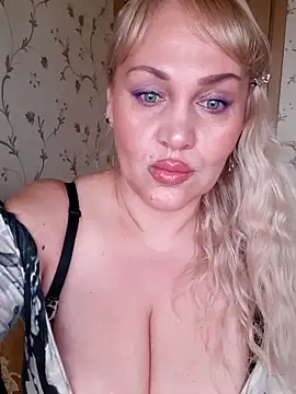 IsabellaBoni online show from March 2026 06:22:01 AM