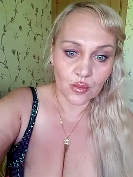 IsabellaBoni online show from May 2026 07:19:02 AM