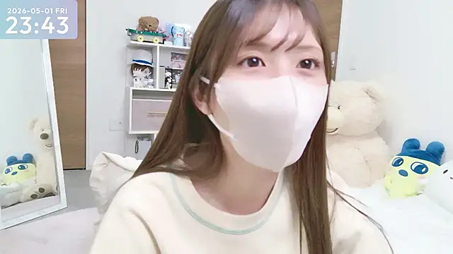 Snapshot of -SHINON- chatting on May 2026 02:44:01 PM -SHINON- online show from May 2026 02:44:01 PM