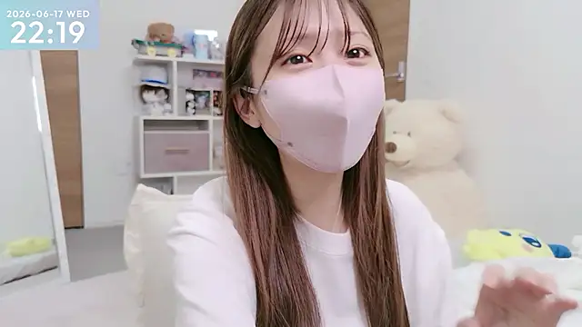 Snapshot of -SHINON- chatting on June 2026 01:21:02 PM -SHINON- online show from June 2026 01:21:02 PM