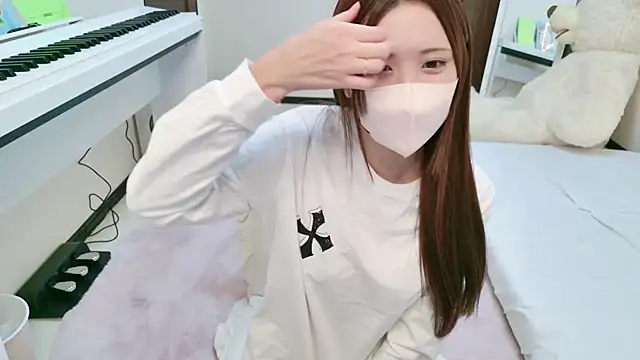 Snapshot of -SHINON- chatting on February 2025 08:54:02 AM -SHINON- online show from February 2025 08:54:02 AM