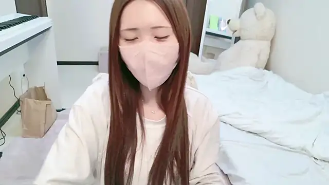 Snapshot of -SHINON- chatting on February 2025 01:25:02 PM -SHINON- online show from February 2025 01:25:02 PM