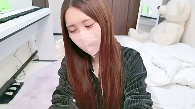 Snapshot of -SHINON- chatting on March 2025 02:51:02 PM -SHINON- online show from March 2025 02:51:02 PM