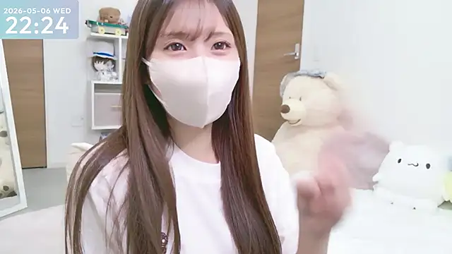 Snapshot of -SHINON- chatting on May 2026 01:26:01 PM -SHINON- online show from May 2026 01:26:01 PM