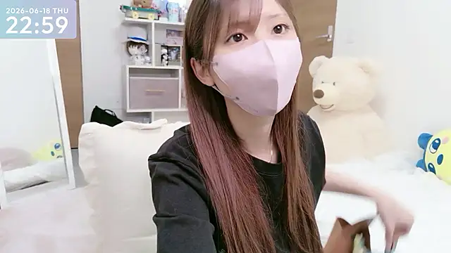 Snapshot of -SHINON- chatting on June 2026 02:00:01 PM -SHINON- online show from June 2026 02:00:01 PM
