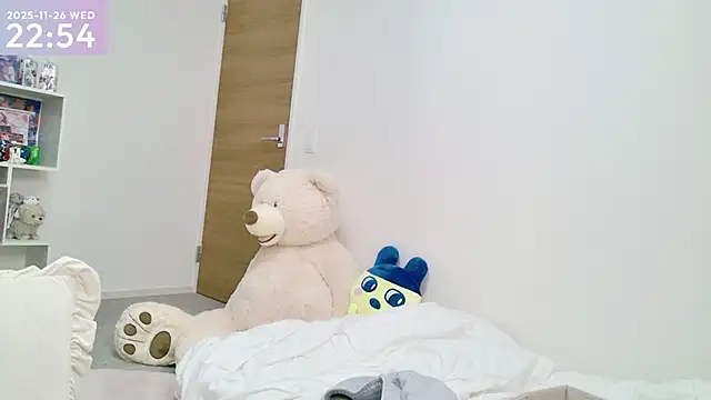 -SHINON- online show from November 2025 01:55:02 PM