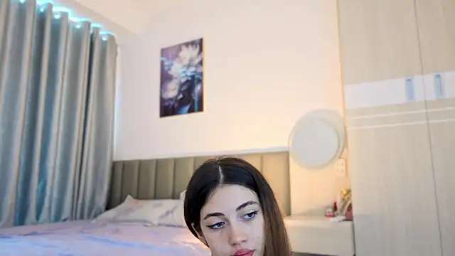 Snapshot of sweety_vikky chatting on June 2026 12:33:02 AM sweety vikky online show from June 2026 12:33:02 AM