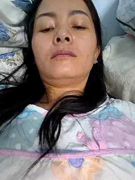 Snapshot of Baby-sexytits18 chatting on December 2025 11:21:01 PM Baby-sexytits18 online show from December 2025 11:21:01 PM