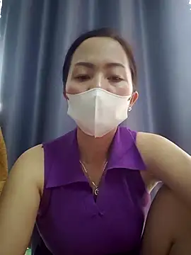 Snapshot of Baby-sexytits18 chatting on December 2025 01:17:01 AM Baby-sexytits18 online show from December 2025 01:17:01 AM