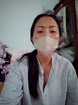 Baby-sexytits18 online show from October 2025 02:35:01 AM